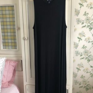RIBBED MAXI DRESS